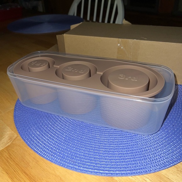 NWT Silicone Cylinder Ice Mold with Lid Stanley - Picture 4 of 5